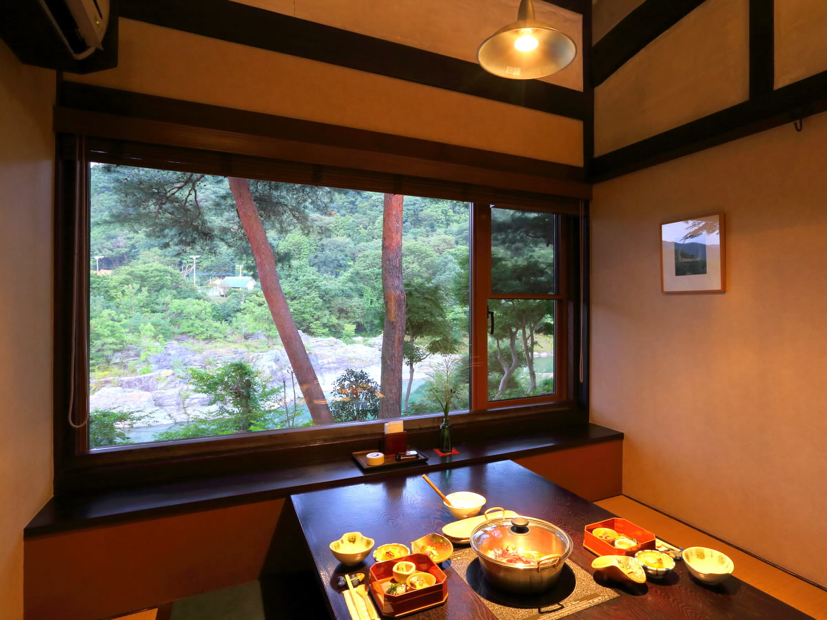 囲炉里庵 花水木個室