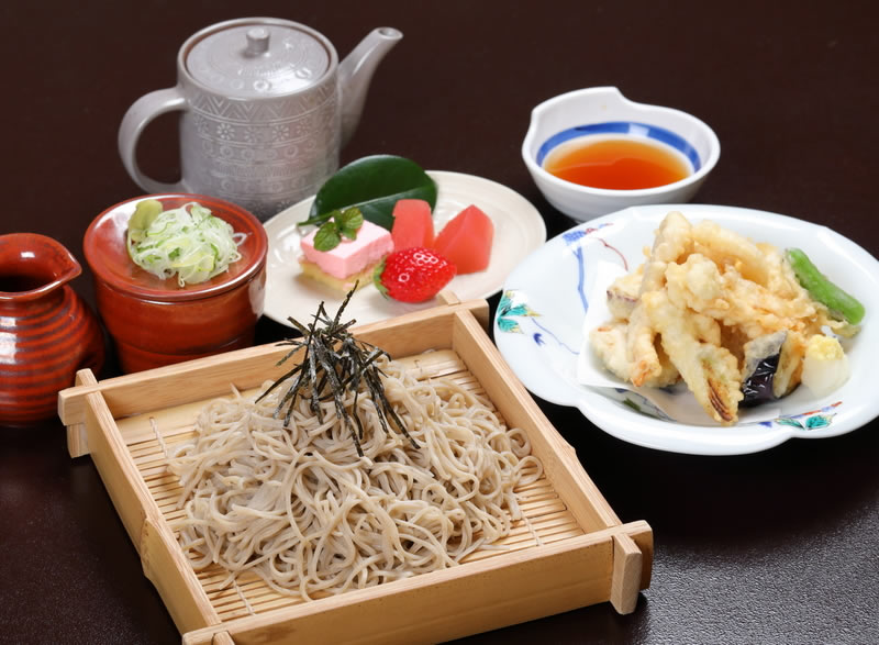 地野菜の天ざるそば御膳