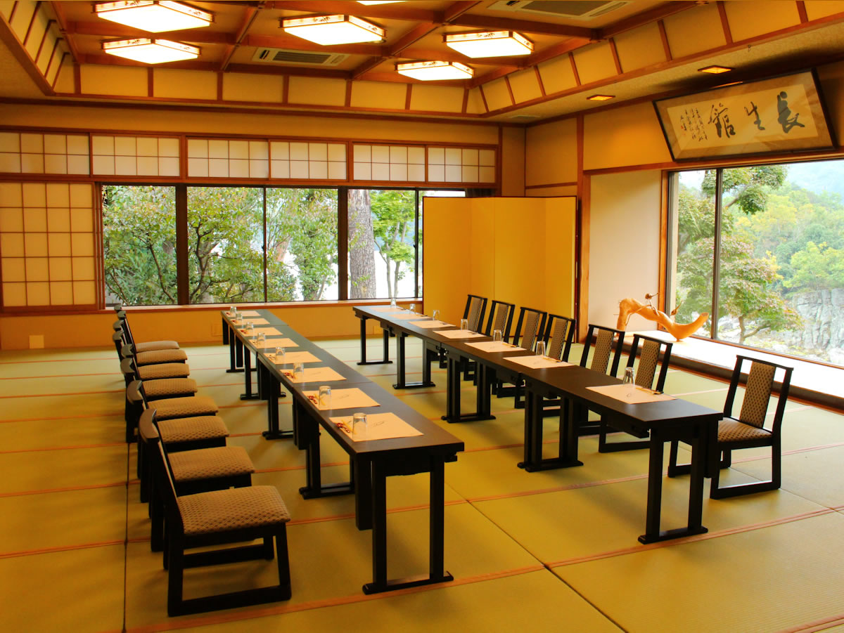 食事会場例