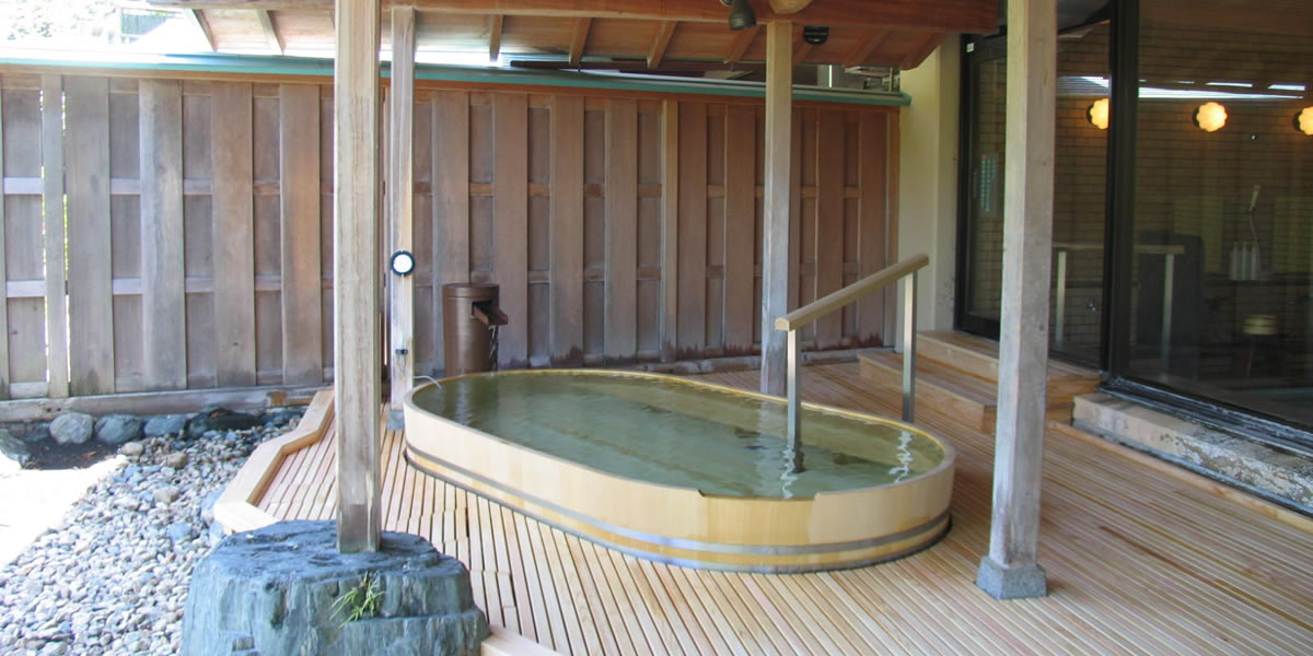 露天風呂(檜風呂)